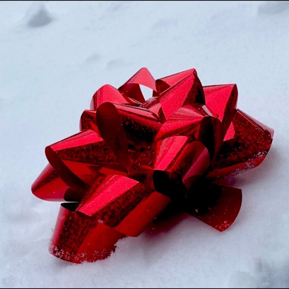 Rom present surprise